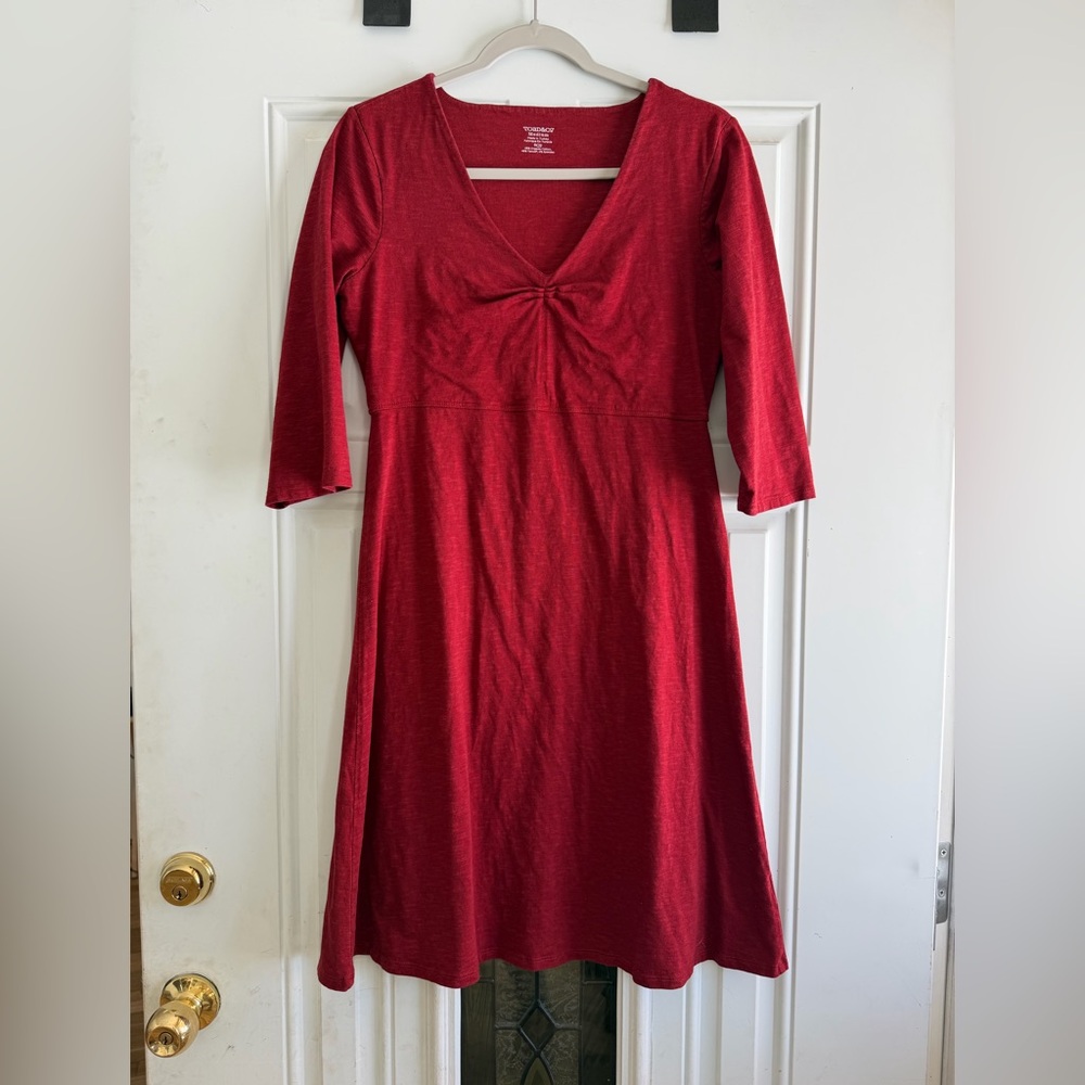 Toad&Co Red Mini Dress with V-Neck and 3/4 Sleeves
